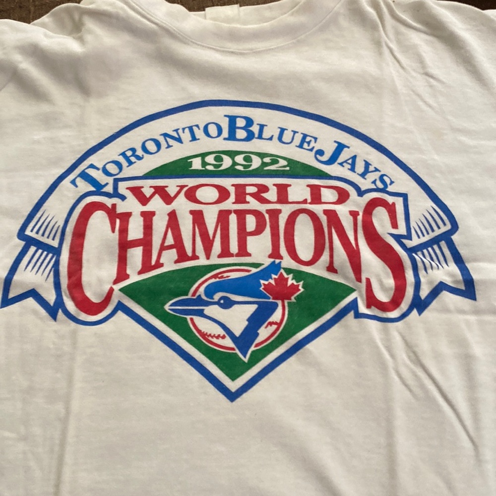 Used. Mens x lg blue jay world champions t shirt baseball